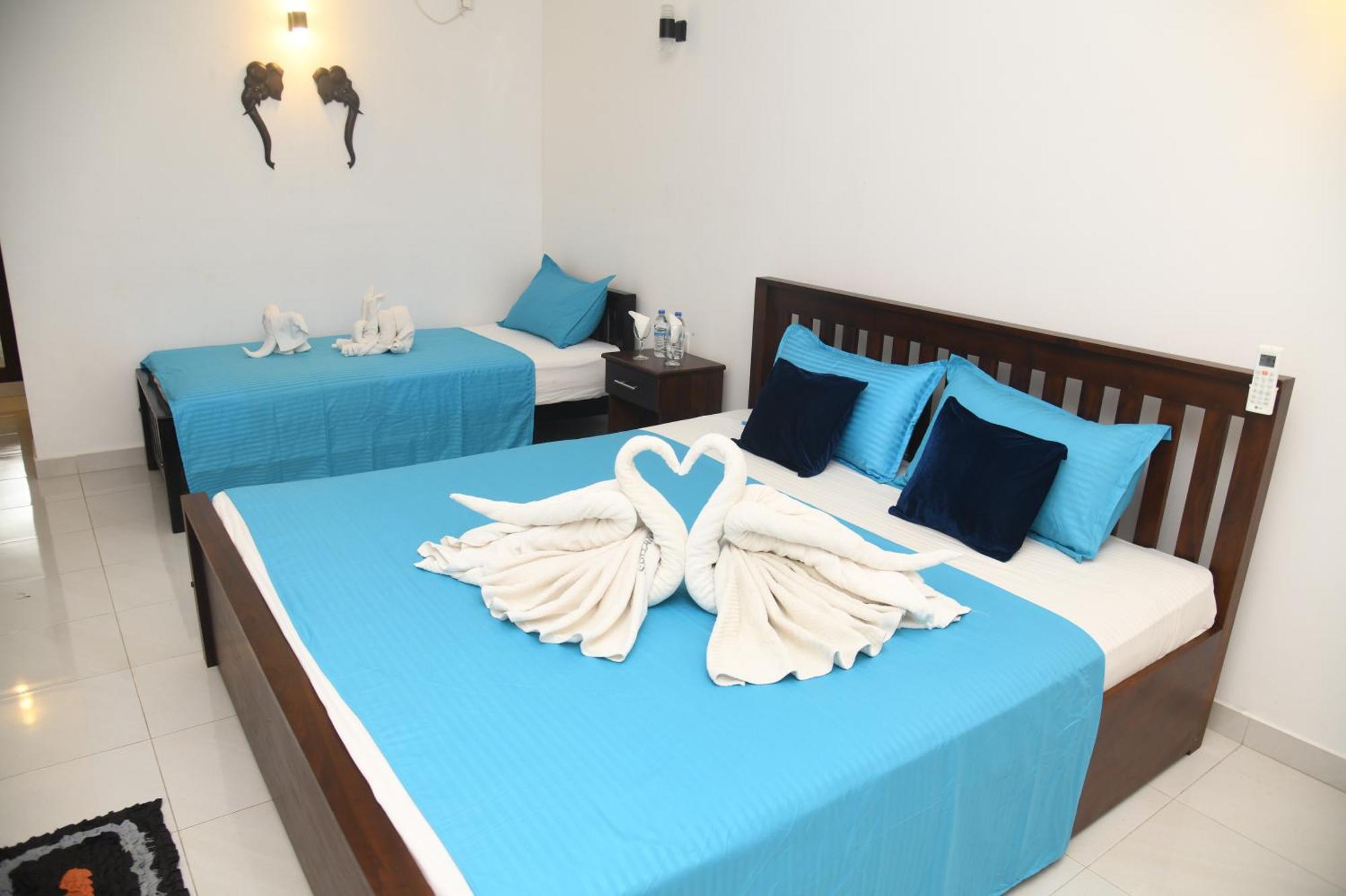 Wild Park Safari Home Stay Udawalawe Bagian luar foto