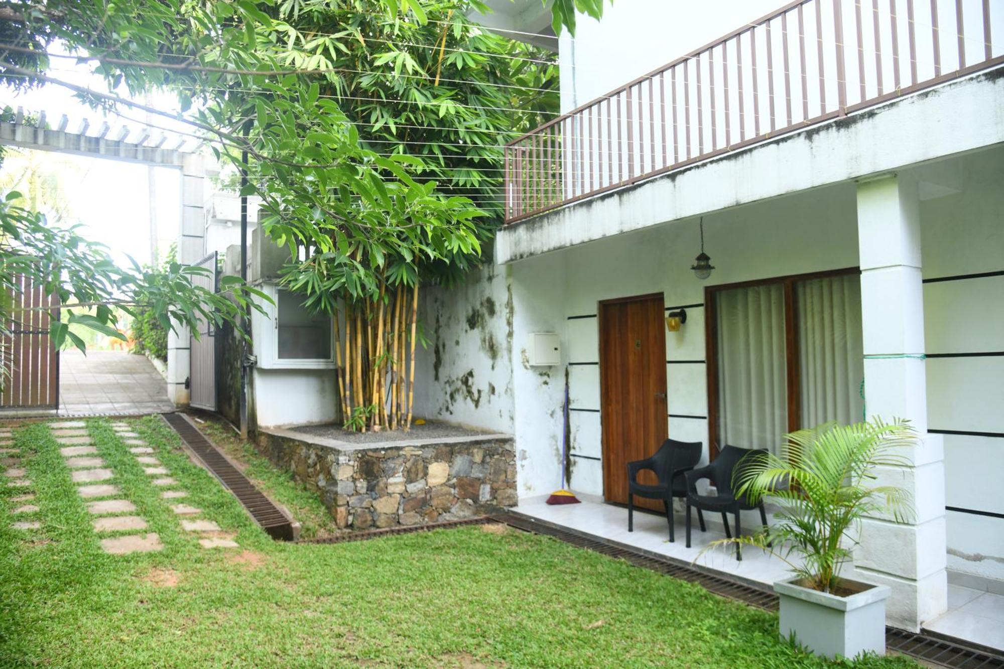 Wild Park Safari Home Stay Udawalawe Bagian luar foto