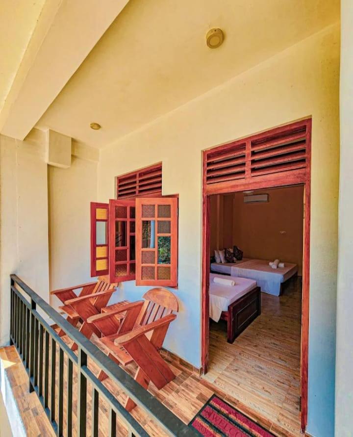 Wild Park Safari Home Stay Udawalawe Bagian luar foto